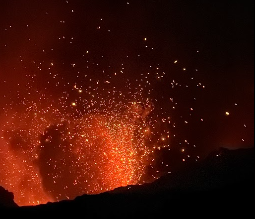 バヌアツのヤスール火山で自然への畏敬の念を感じました・・・～世界一近くで火山を見られる場所♪～